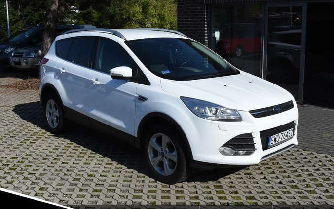 Ford Kuga cena 69500 przebieg: 97513, rok produkcji 2016 z Skoczów małe 232